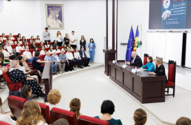 De 1 septembrie, Maia Sandu a vorbit cu studenții de la jurnalism de la USM